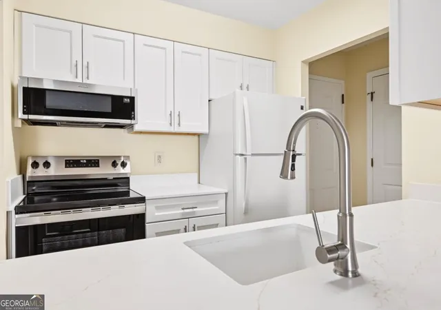 Photo 4 of Condo for sale at 300 Johnson Fry Rd NE #B1007, Sandy Springs, GA 30328 | MLS# 10816828 | Listing updated on 2026-09-15