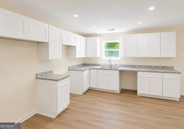 5th image of 830 Martin Luther King Jr St, Rockmart, GA 30153 | MLS# 10759382