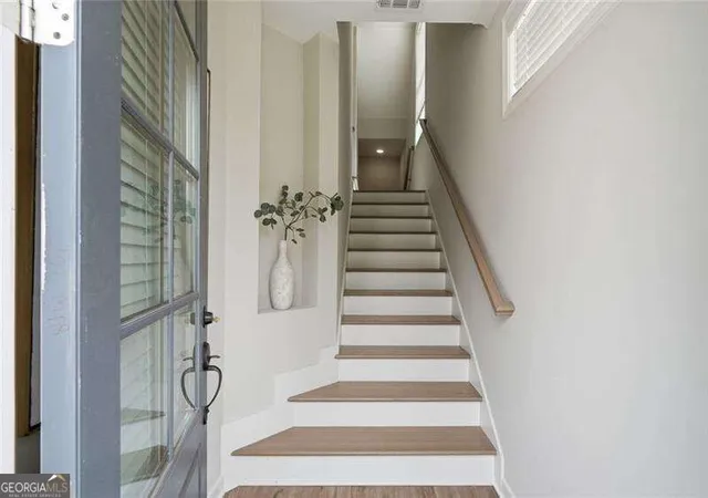 Photo 4 of Townhouse for sale at 228 Retreat Ln, Canton, GA 30114 | MLS# 10833224 | Listing updated on 2026-08-26