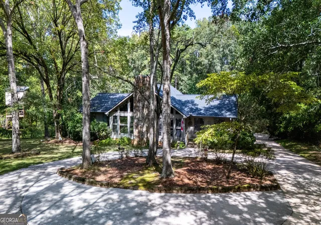 3rd image of 4004 White Oak Ln, Lagrange, GA 30240 | MLS# 10758776