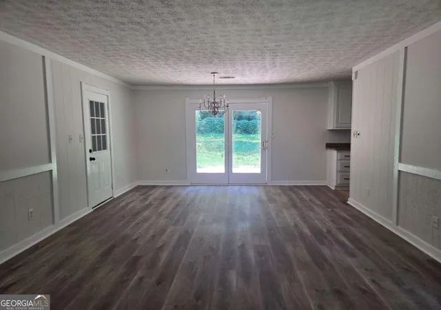 Photo 3 of Single family home for sale at 4158 Mountain Glen Tr, Snellville, GA 30039 | MLS# 10796870 | Listing updated on 2026-09-05