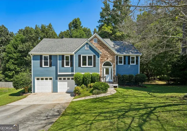 Photo 1 of Single family home for sale at 270 Wentworth Dr, Canton, GA 30114 | MLS# 10833292 | Listing updated on 2026-09-03