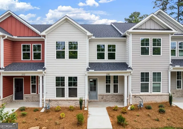 Homes for sale in Athens, GA | 208 Westpark Dr #15, Athens, GA 30606 | MLS# 10800488