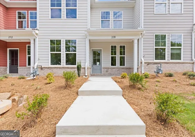 Homes for sale in Athens, GA | 208 Westpark Dr #15, Athens, GA 30606 | MLS# 10800488