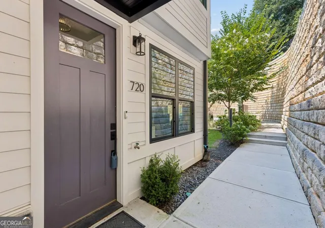 1st image of 720 Eloise Wy Se, Atlanta, GA 30312 | MLS# 10815542