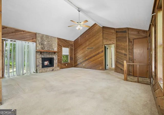 Photo 4 of Single family home for sale at 2656 Royal Oak Ct, Acworth, GA 30102 | MLS# 10828930 | Listing updated on 2026-10-15