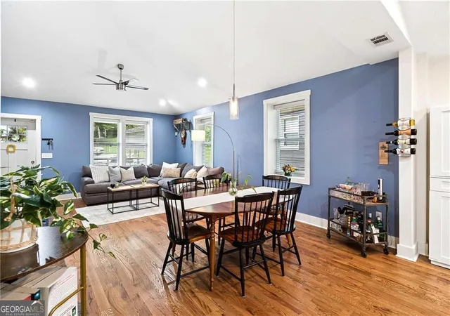 Photo 4 of Single family home for sale at 1303 Elizabeth Ave SW, Atlanta, GA 30310 | MLS# 10800244 | Listing updated on 2026-09-14