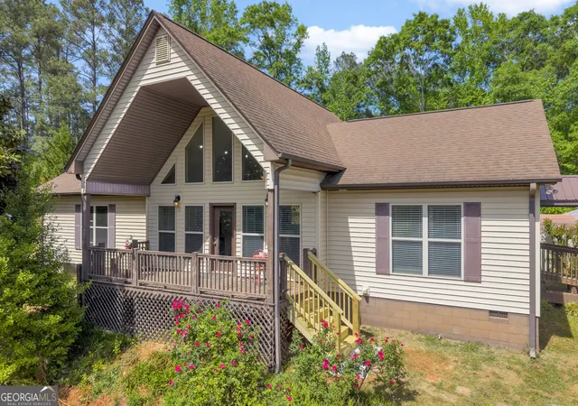 Photo 1 of Single family home for sale at 1894 Athens Rd, Carnesville, GA 30521 | MLS# 10872730 | Listing updated on 2026-10-28