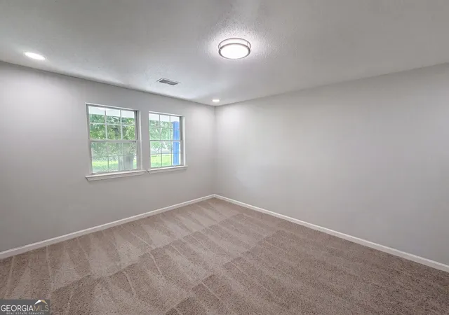 Photo 3 of Sale Pending at 2 Ember Wy, Cartersville, GA 30120 | MLS# 10799324 | Listing updated on 2026-10-06