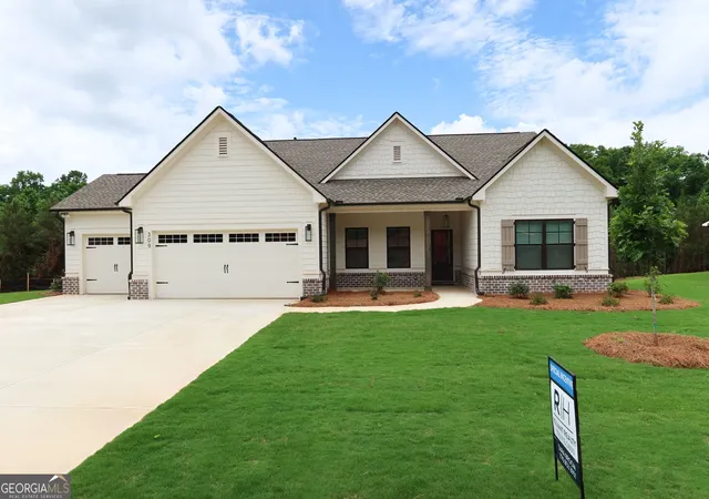 Homes for sale in Social Circle, GA | 309 Weslyn Dr, Social Circle, GA 30025 | MLS# 10688929
