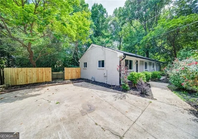 25th image of 2951 Haralson Rd, Decatur, GA 30033 | MLS# 10586688