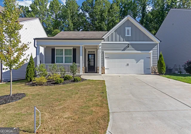 Single family home for sale at 412 Barnwood Ln, Dawsonville, GA 30534 | MLS# 10807677