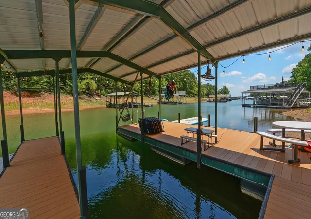 Homes for sale in Hartwell, GA | 819 Tranquility Ln, Hartwell, GA 30643 | MLS# 10803070