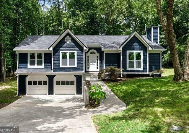 Photo 1 of Single family home for sale at 2526 Shiloh Ct W Nw, Kennesaw, GA 30152 | MLS# 10812059 | Listing updated on 2026-09-17