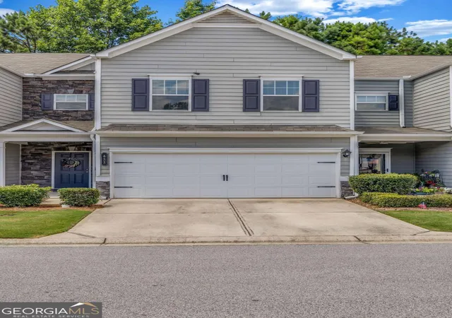 1st image of 411 Crescent Woode Dr, Dallas, GA 30157 | MLS# 10811565