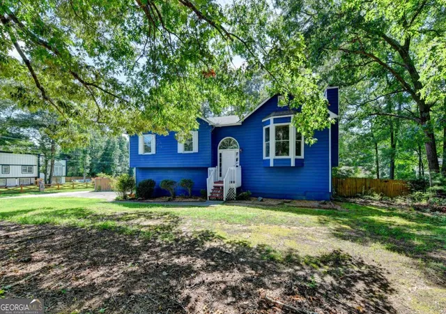 Single family home for sale at 18 Silverthorne Ct, Douglasville, GA 30134 | MLS# 10814148