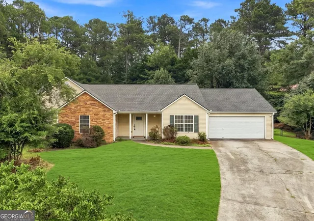 1st image of 1105 Poplar Ln, Loganville, GA 30052 | MLS# 10821857
