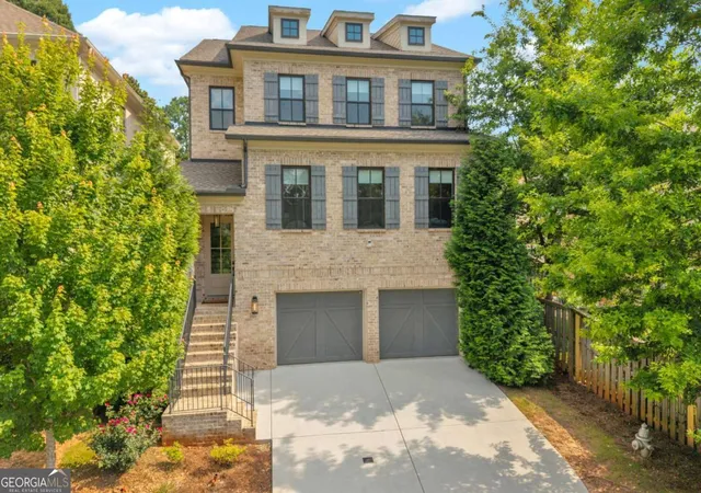 Photo 2 of Single family home for sale at 1141 Druid Fields Ct, Decatur, GA 30033 | MLS# 10799766 | Listing updated on 2026-09-07