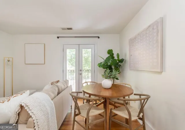 Photo 3 of Condo for sale at 2023 Oakview Rd SE #223, Atlanta, GA 30317 | MLS# 10817385 | Listing updated on 2026-08-15