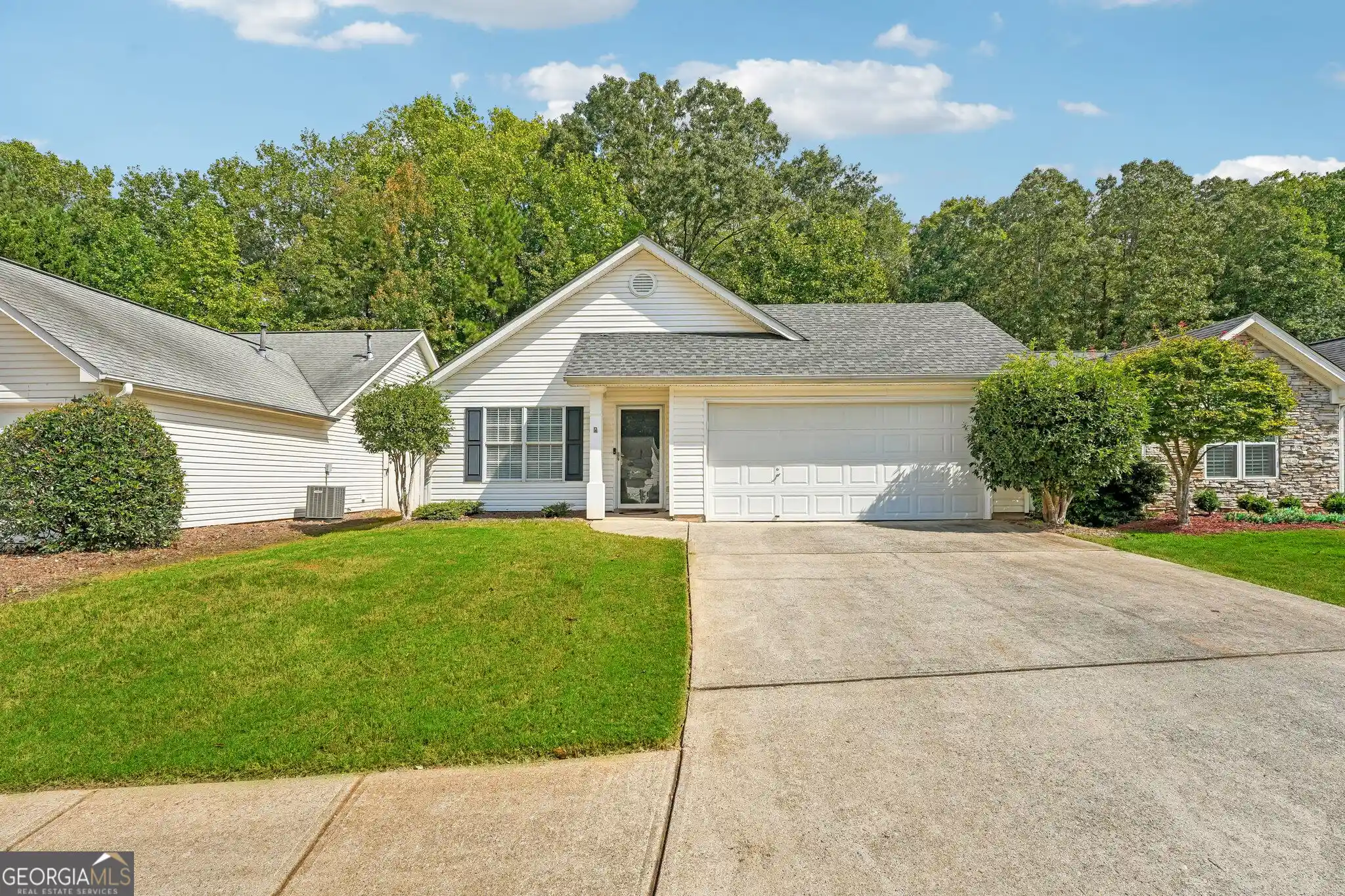 Photo 1 of Sale Pending at 3193 Liberty Cmns Dr Nw, Kennesaw, GA 30144 | MLS# 10867128 | Listing updated on 2026-10-21