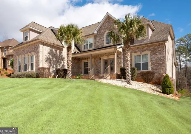 5th image of 1227 Castle Point Ct Sw, Conyers, GA 30094 | MLS# 10710519
