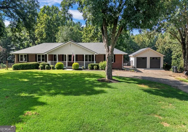 Photo 2 of Single family home for sale at 144 Hay Renfroe Dr, Dallas, GA 30157 | MLS# 10828402 | Listing updated on 2026-08-20