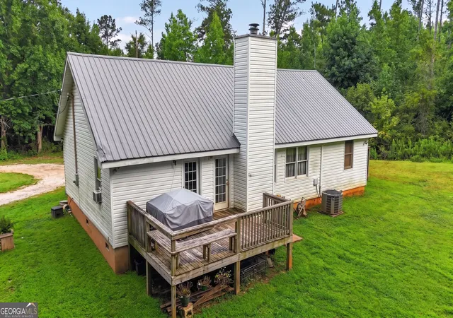 Photo 2 of Single family home for sale at 214 Walthall Rd, Jackson, GA 30233 | MLS# 10832802 | Listing updated on 2026-09-17