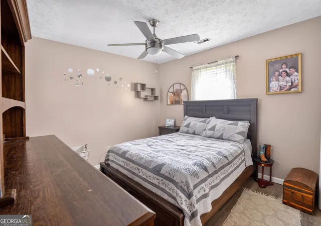 Photo 4 of Sale Pending at 214 Walthall Rd, Jackson, GA 30233 | MLS# 10832802 | Listing updated on 2026-10-09