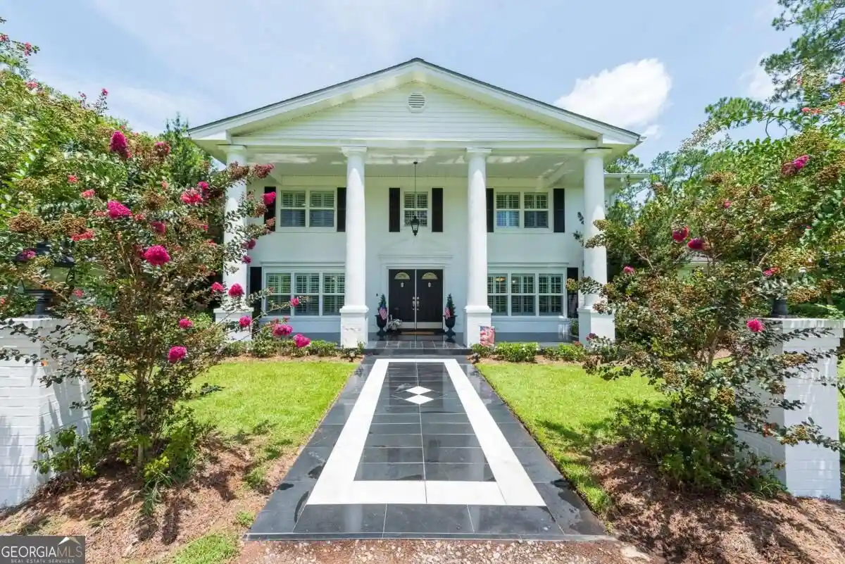 Photo 1 of Single family home for sale at 335 Main St, Barwick, GA 31720 | MLS# 10858011 | Listing updated on 2026-10-16