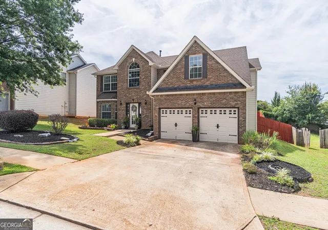 3rd image of 3707 Fremont Dr, Ellenwood, GA 30294 | MLS# 10782850