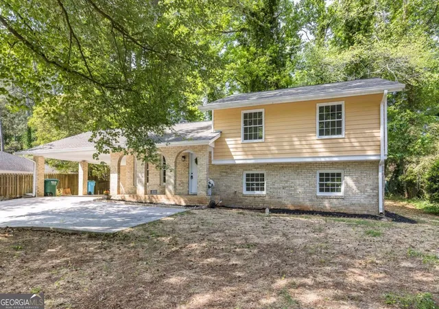 1st image of 383 Ben Ave Sw, Lilburn, GA 30047 | MLS# 10807118