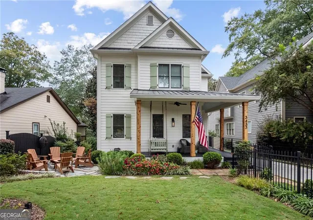 3rd image of 3433 Pierce St, Atlanta, GA 30337 | MLS# 10630852