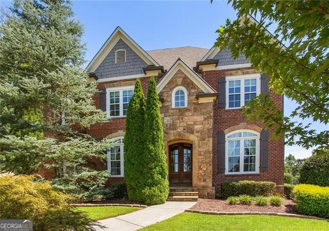 Photo 1 of Mansion for sale at 4130 Cougar Pt Ne, Marietta, GA 30066 | MLS# 10833871 | Listing updated on 2026-09-13