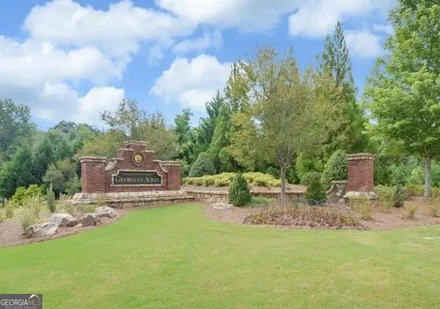 2nd image of 4744 Shady Lake Cir, Gainesville, GA 30507 | MLS# 10815318