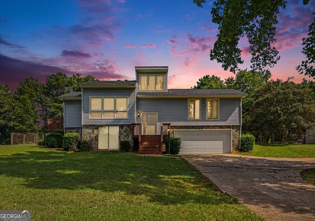 Photo 1 of Single family home for sale at 114 Meadowland Trl, Lagrange, GA 30240 | MLS# 10833714 | Listing updated on 2026-08-27