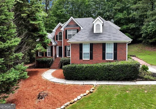 1st image of 4130 Lake Dr, Loganville, GA 30052 | MLS# 10822045