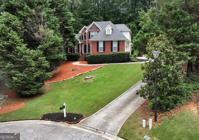 2nd image of 4130 Lake Dr, Loganville, GA 30052 | MLS# 10822045
