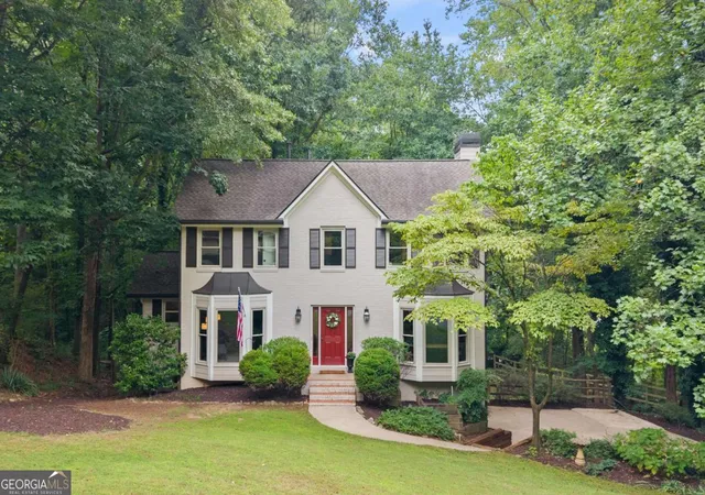 Photo 1 of Sale Pending at 1811 Yorkshire Dr, Woodstock, GA 30189 | MLS# 10811279 | Listing updated on 2026-08-26