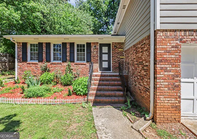 Photo 2 of Single family home for sale at 1638 Brantford Dr, Tucker, GA 30084 | MLS# 10781572 | Listing updated on 2026-07-26