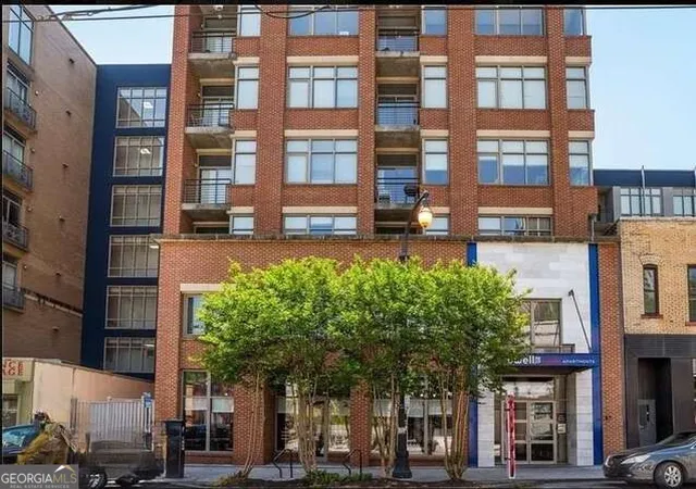 2nd image of 171 Auburn Ave Ne #527, Atlanta, GA 30303 | MLS# 10773960