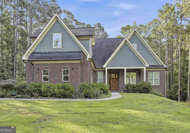 Photo 1 of Single family home for sale at 215 Kingswood Ln, Fayetteville, GA 30215 | MLS# 10810533 | Listing updated on 2026-09-04