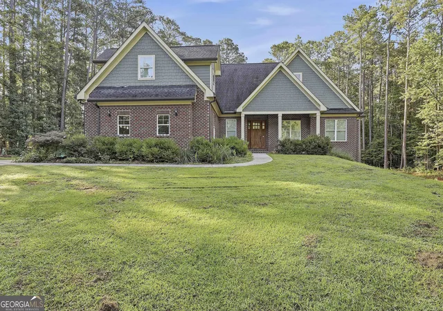 Photo 3 of Single family home for sale at 215 Kingswood Ln, Fayetteville, GA 30215 | MLS# 10810533 | Listing updated on 2026-09-04