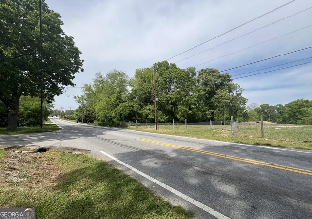 Homes for sale in Lithia Springs, GA | 6704 S Sweetwater Rd, Lithia Springs, GA 30122 | MLS# 10756006