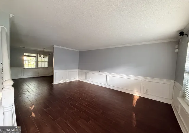 2nd image of 844 Chapman Cir, Stone Mountain, GA 30088 | MLS# 10832070