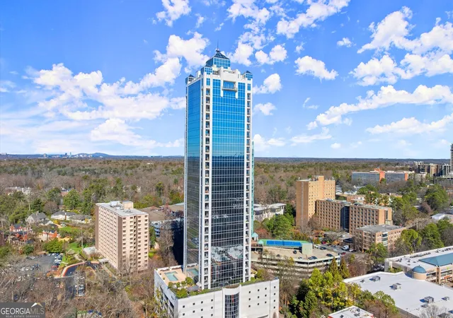 Photo 2 of Condo for sale at 2828 Peachtree Rd Ne # 701, Atlanta, GA 30305 | MLS# 10788642 | Listing updated on 2026-09-13