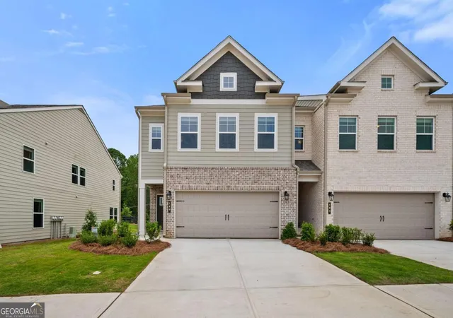 1st image of 835 Eagle Ave, Riverdale, GA 30296 | MLS# 10801229