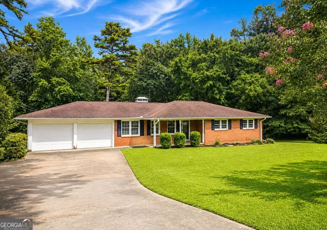 2nd image of 128 Scott Cir, Toccoa, GA 30577 | MLS# 10823884