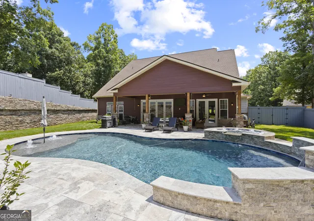 Photo 2 of Single family home for sale at 218 Riverlake Rd, Fair Play, SC 29643 | MLS# 10801336 | Listing updated on 2026-09-15