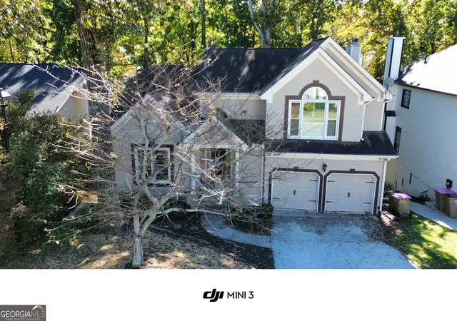 Single family home for sale at 3165 Park Chase, Alpharetta, GA 30022 | MLS# 10813977