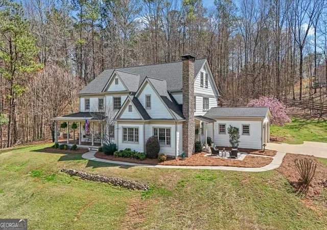Photo 2 of Single family home for sale at 1828 Austin Bridge Rd, Douglasville, GA 30134 | MLS# 10709753 | Listing updated on 2026-08-30
